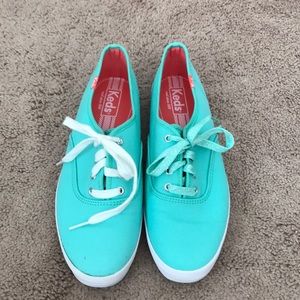 Mint Keds with Extra Laces